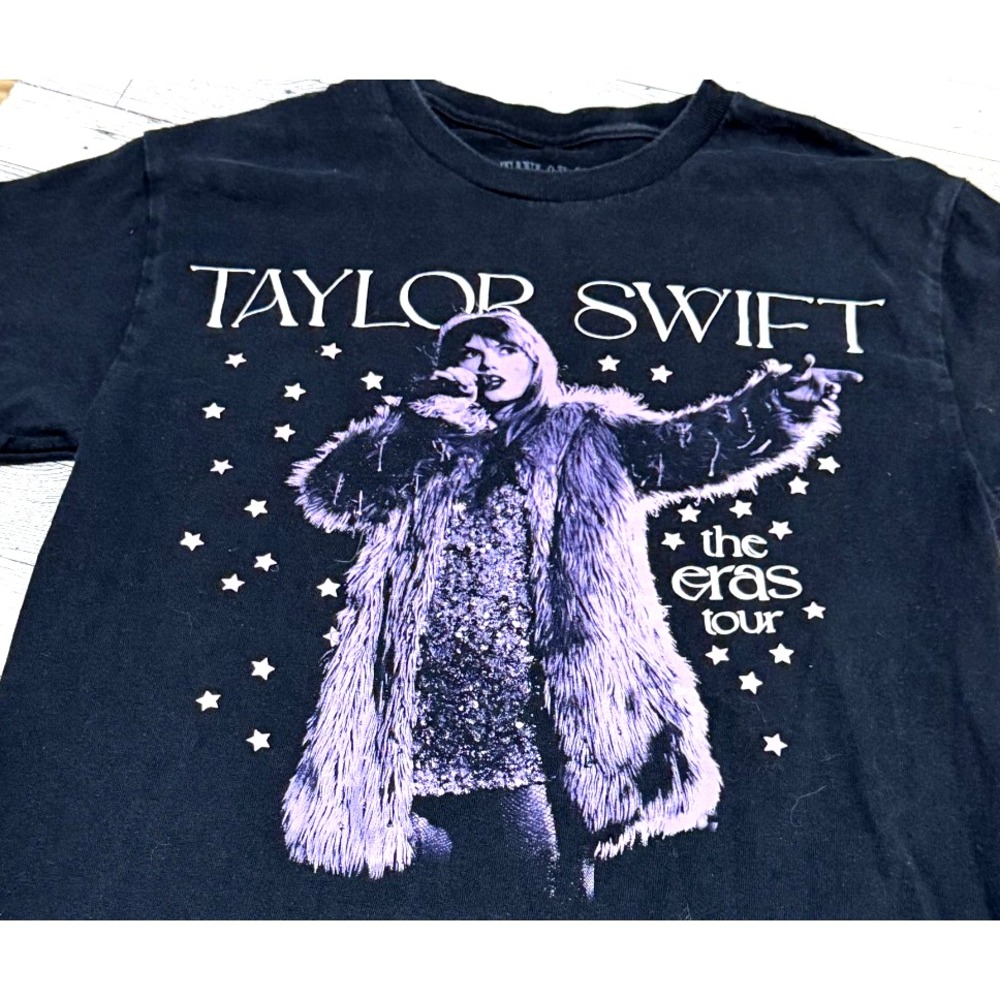 Taylor Swift The Eras Tour Live Photo Stars T-Shirt Size Black Official SMALL
